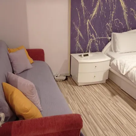 Deppy'S Apartments Xanthi Room photo